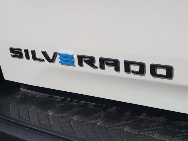 New 2026 Summit White Chevrolet LT - Extended Range image 28