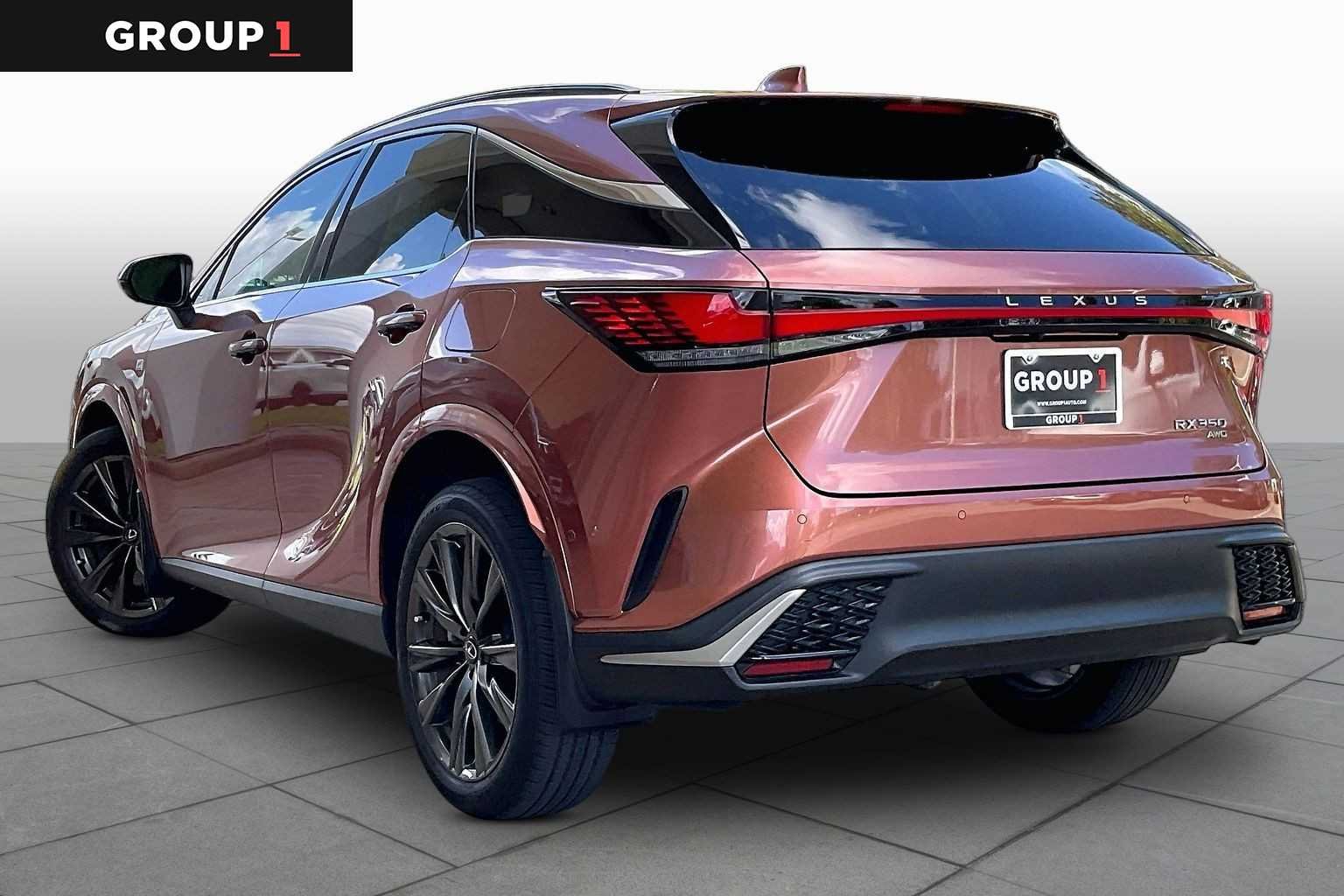 Used 2024 Copper Crest Lexus F SPORT Handling image 10