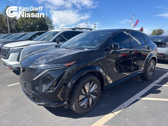 Used 2024 Black Diamond Pearl Nissan ENGAGE image 1