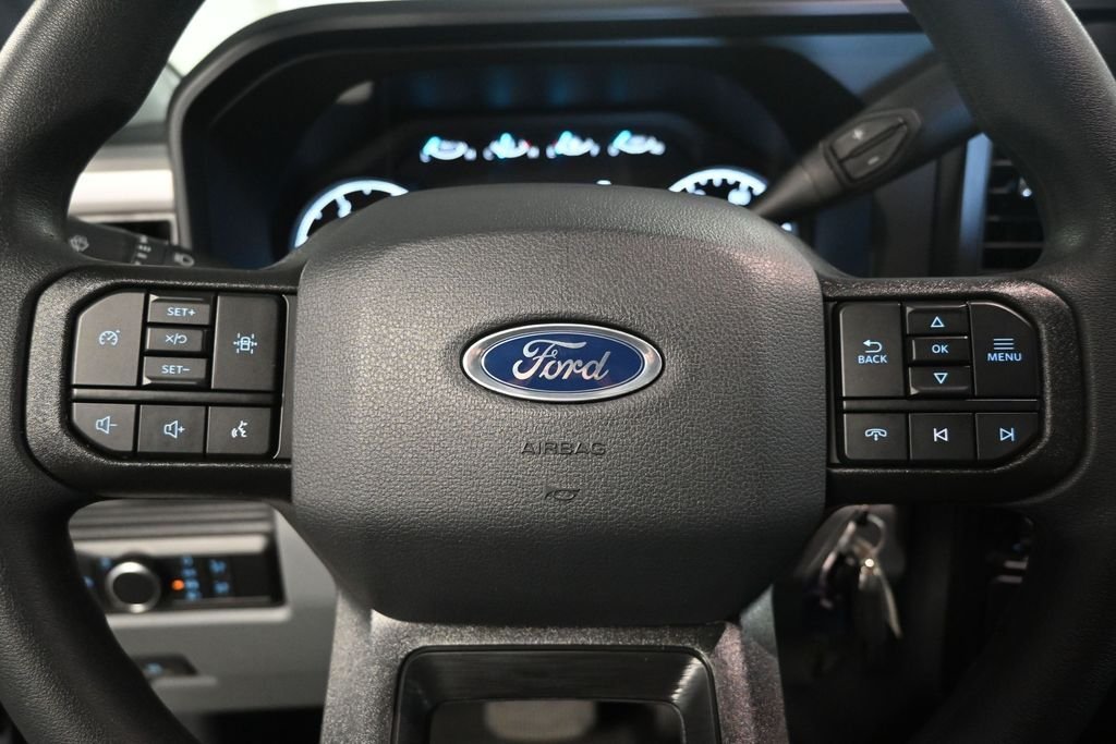 New 2026 Oxford White Ford XL image 13