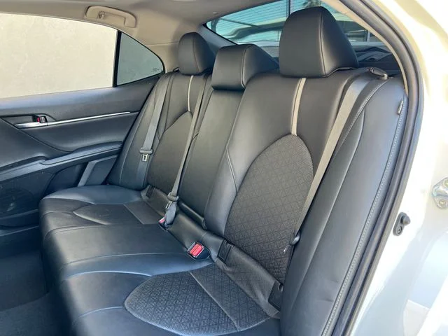 Used 2021 Wind Chill Pearl Toyota XSE V6 image 35