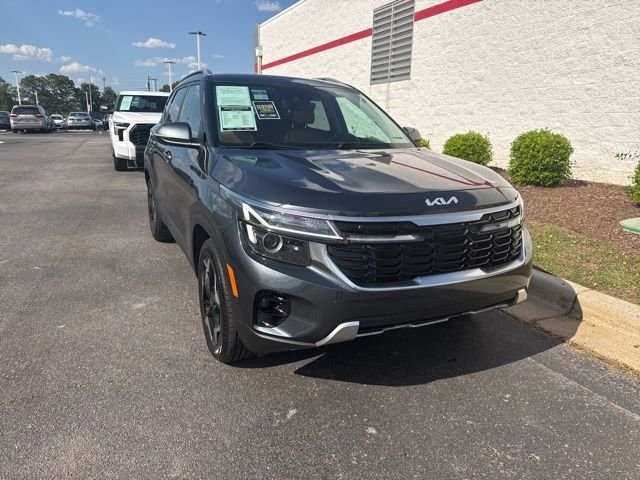 2024 Kia Seltos 2.0 EX FWD's photo