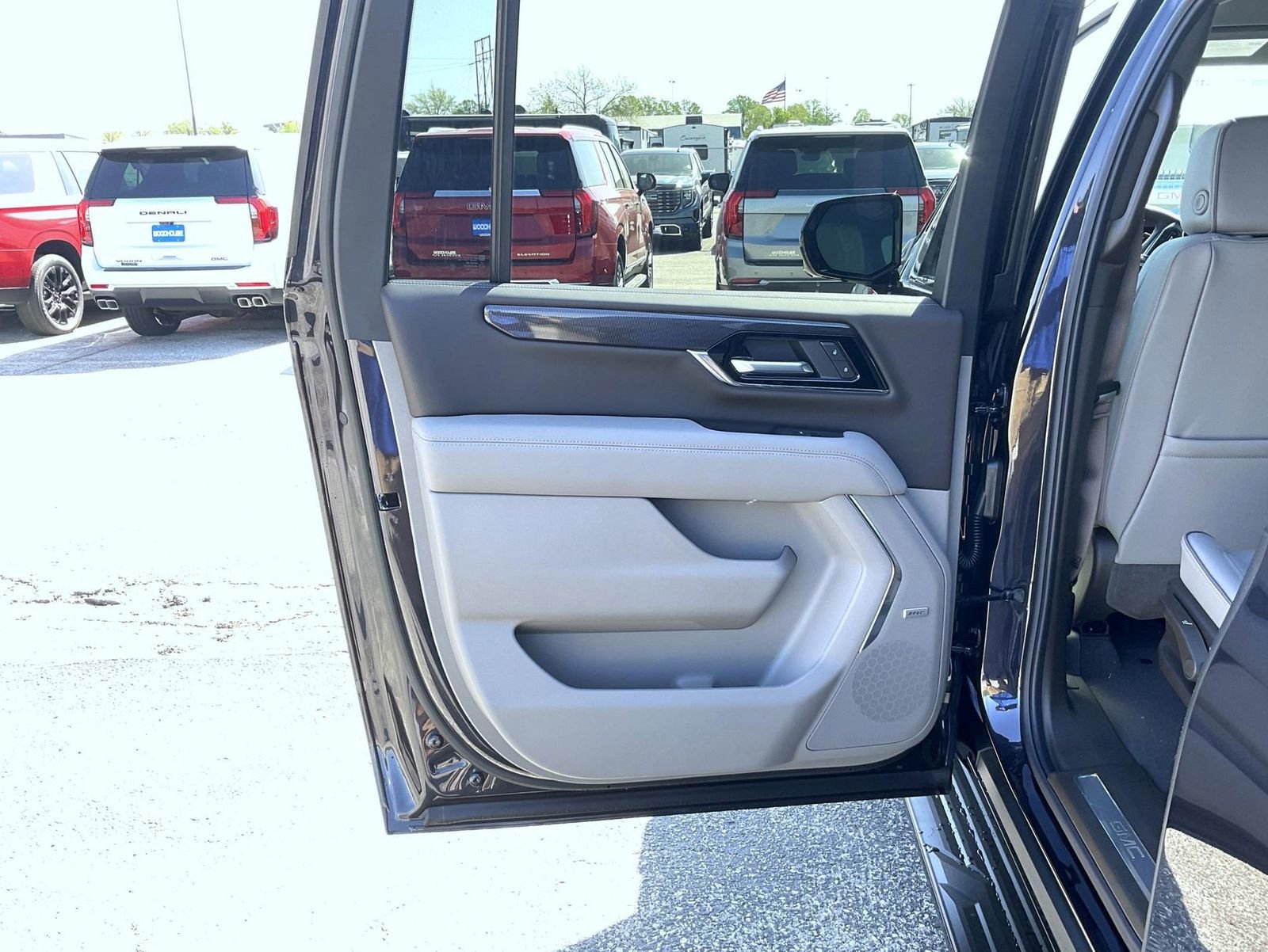 New 2026 Titanium Rush Metallic GMC Elevation image 21