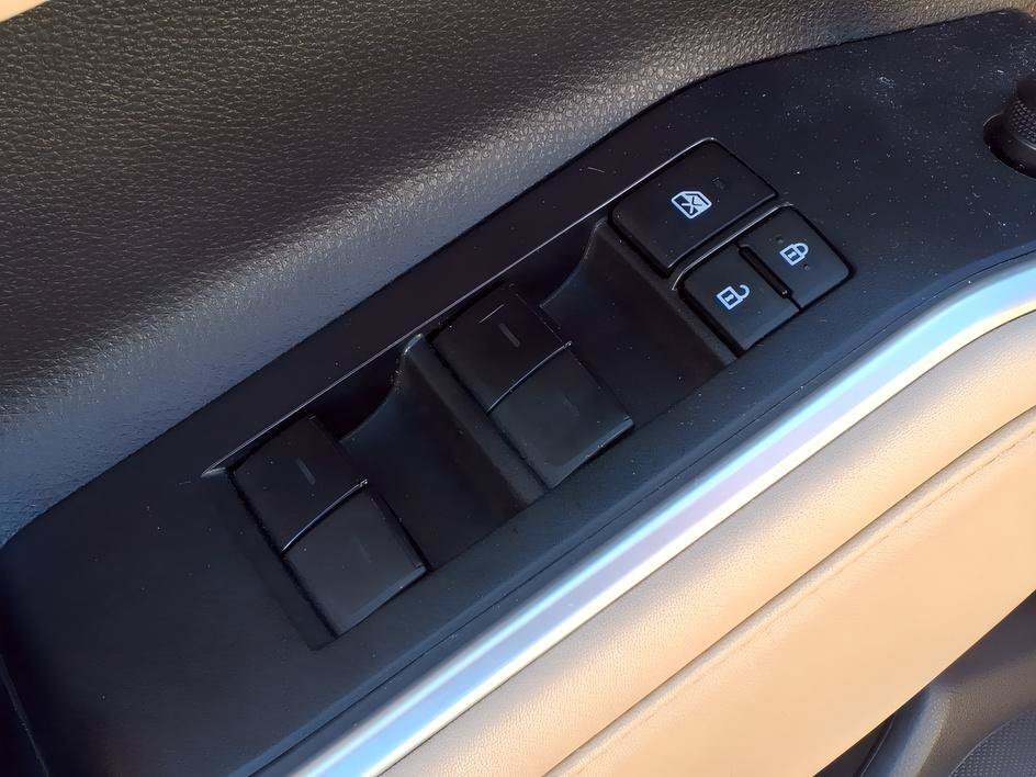Used 2023 Pearl Toyota XLE image 20