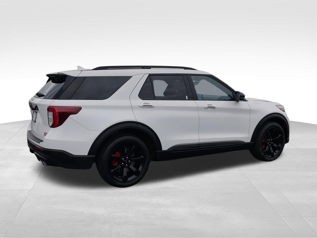 Used 2022 White Ford ST image 8