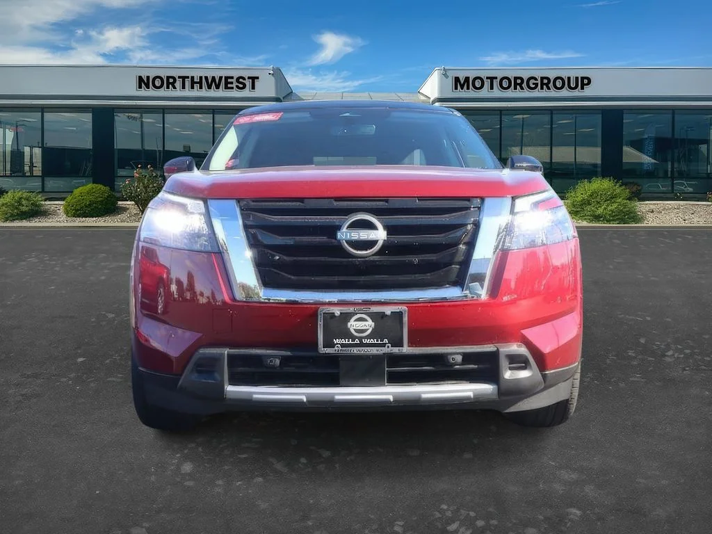 2025 Nissan Pathfinder SL - Photo 2