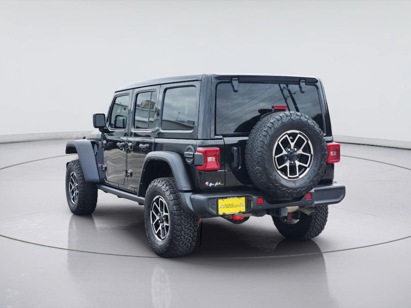 Used 2024 Black Clearcoat Jeep Rubicon image 7