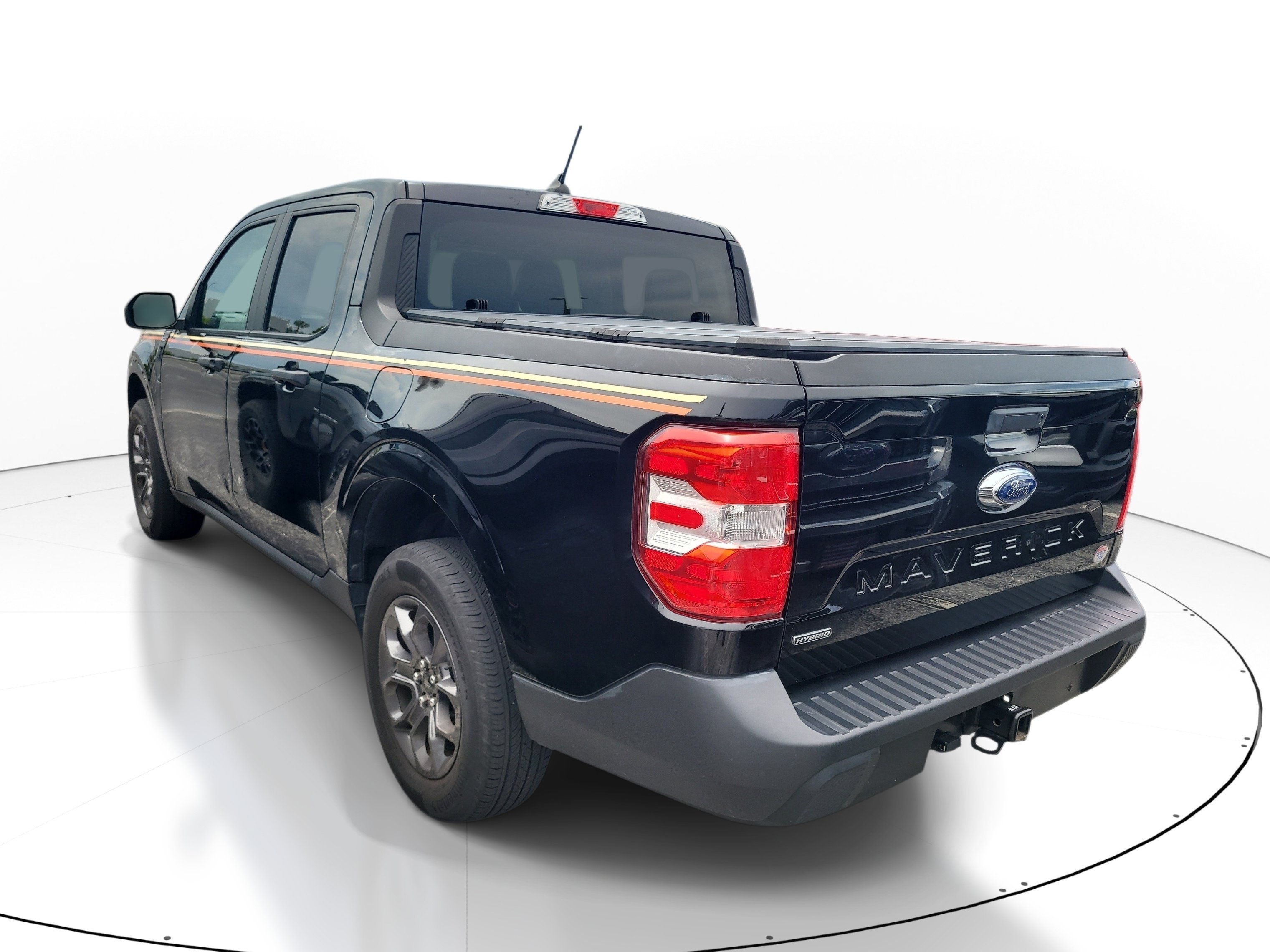 Used 2024 Shadow Black Ford XLT image 4