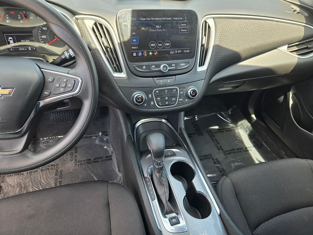 Used 2024 Gray Chevrolet LT image 17