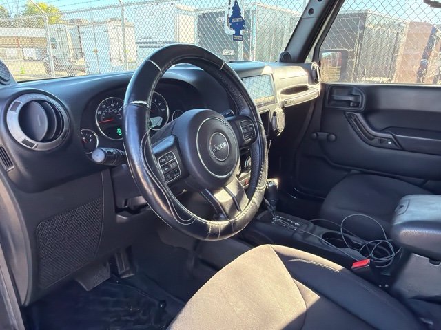 Used 2014 Gray Jeep Sport image 4
