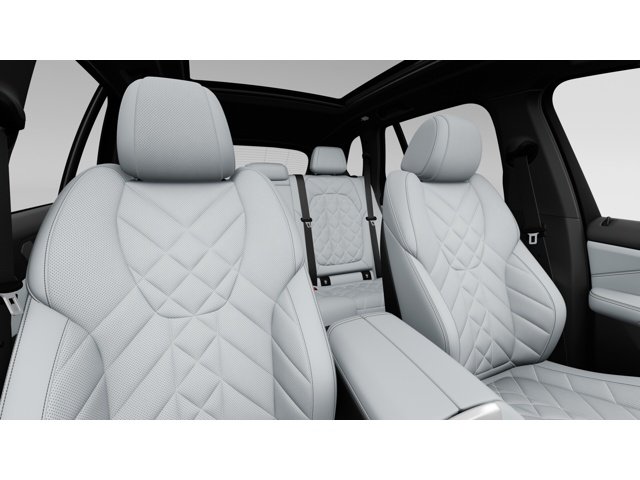 New 2026 Mineral White Metallic BMW xDrive50e image 11