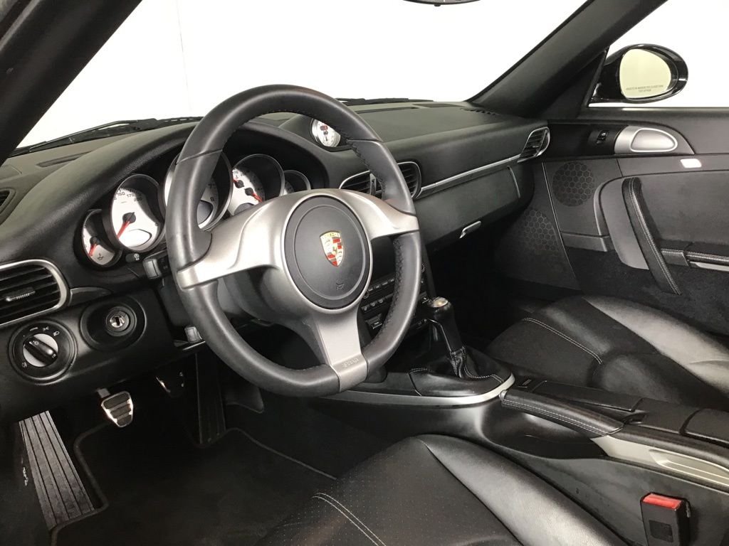 Used 2012  Porsche Carrera 4S image 4