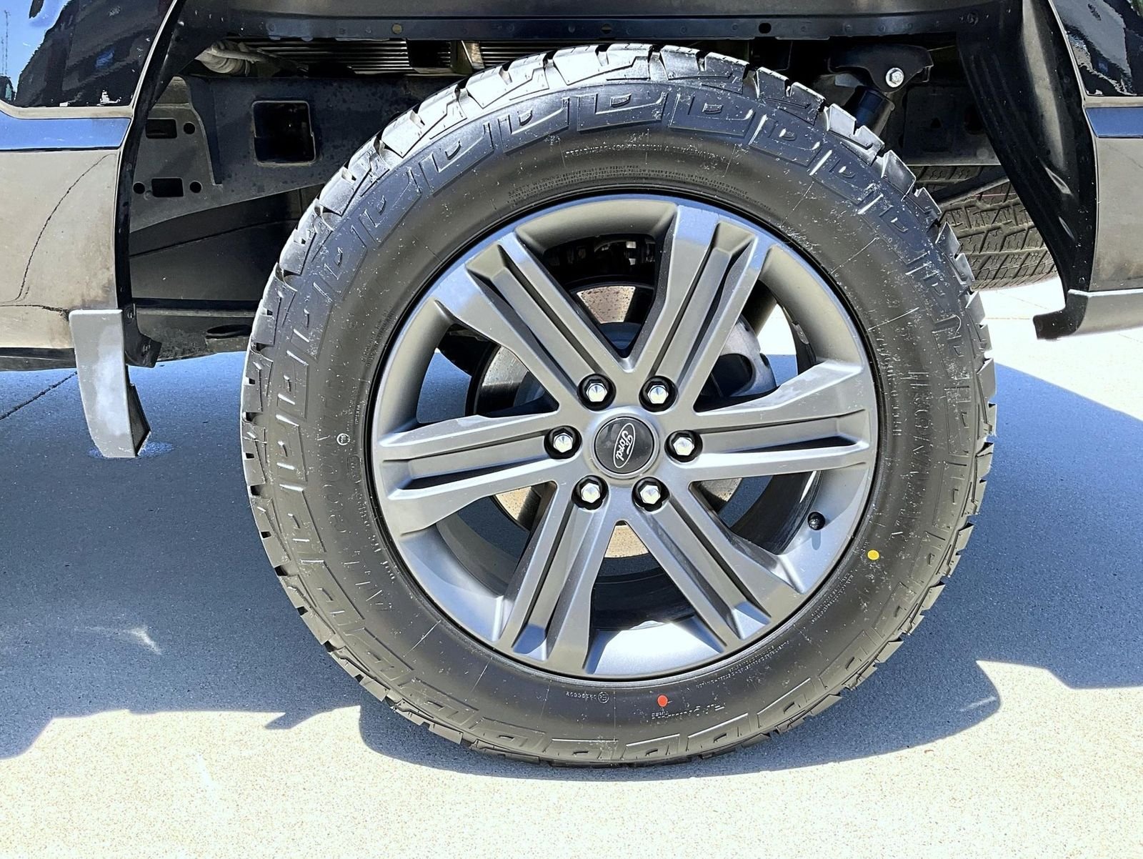 Used 2023 Black Ford XLT image 24