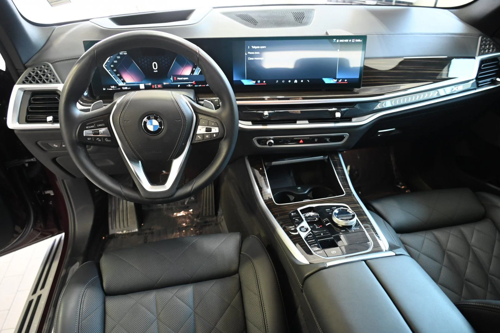 Certified Used 2025 Ametrin Metallic BMW xDrive40i image 18