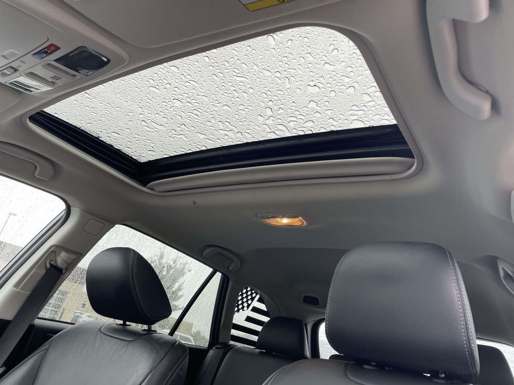 Used 2019 Magnetite Gray Metallic Subaru Limited image 9