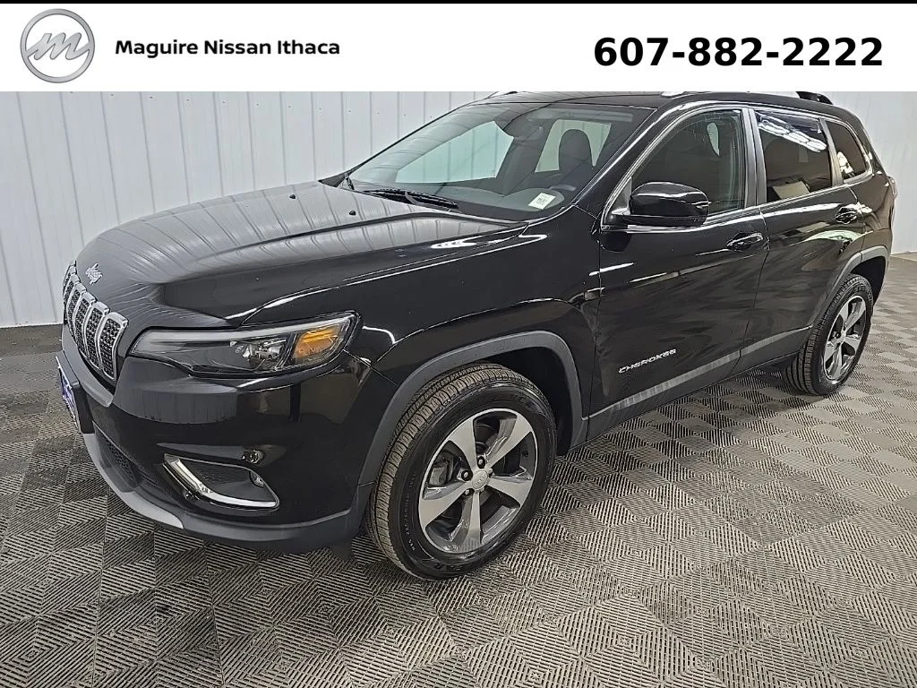 Used 2019 Black Jeep Limited image 9