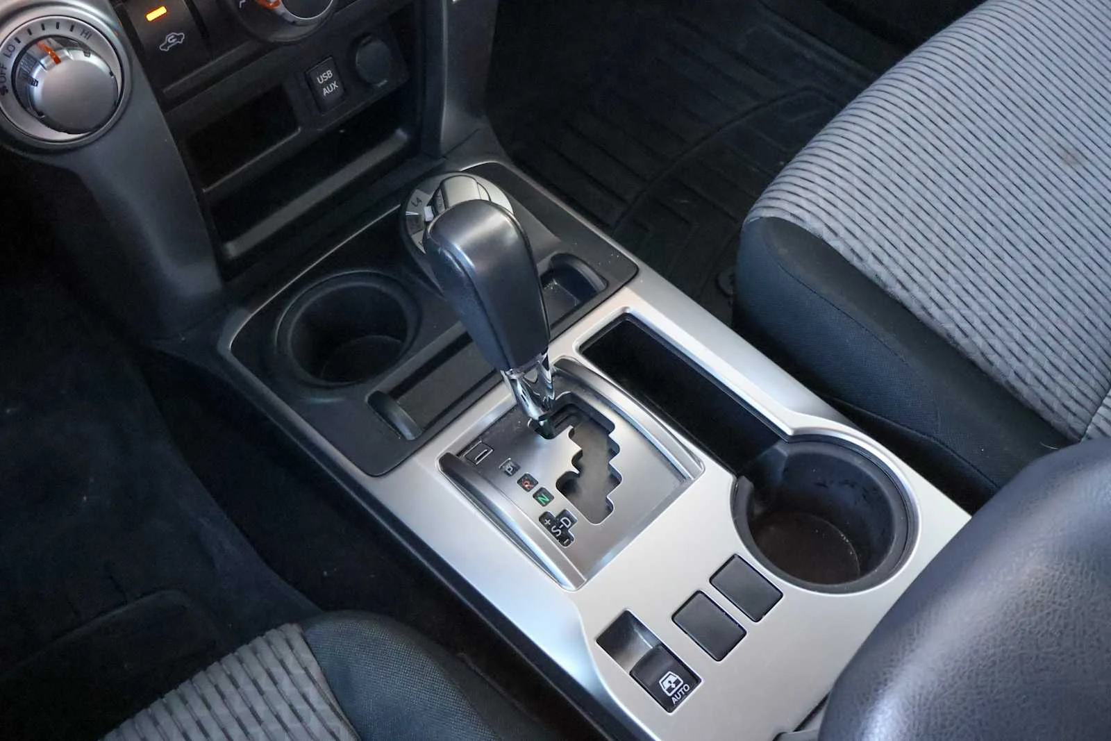 Used 2019 Magnetic Gray Metallic Toyota SR5 image 22