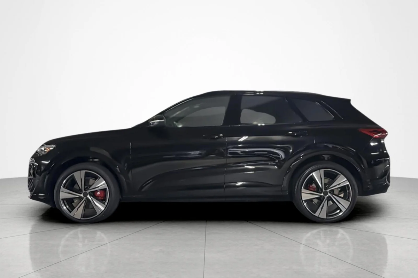 New 2026 Mythos Black Metallic Audi Premium Plus 3.0 TFSI quattro image 3