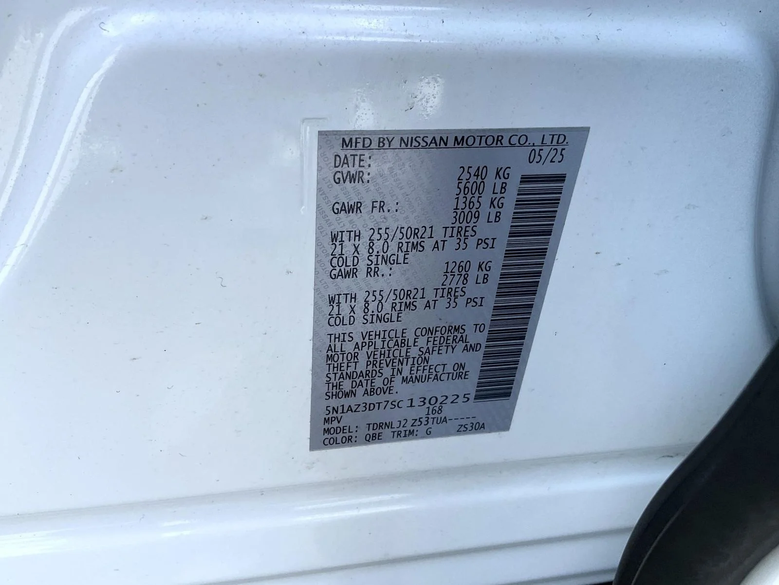 Certified Used 2025 White Nissan Platinum image 25
