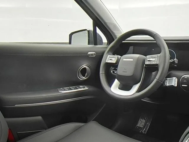 New 2026 Gray Hyundai SEL Premium image 33