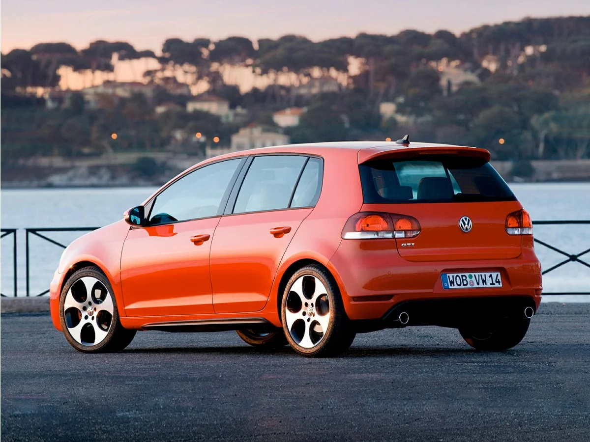 Used 2013 Gray Volkswagen 4-Door Autobahn image 1