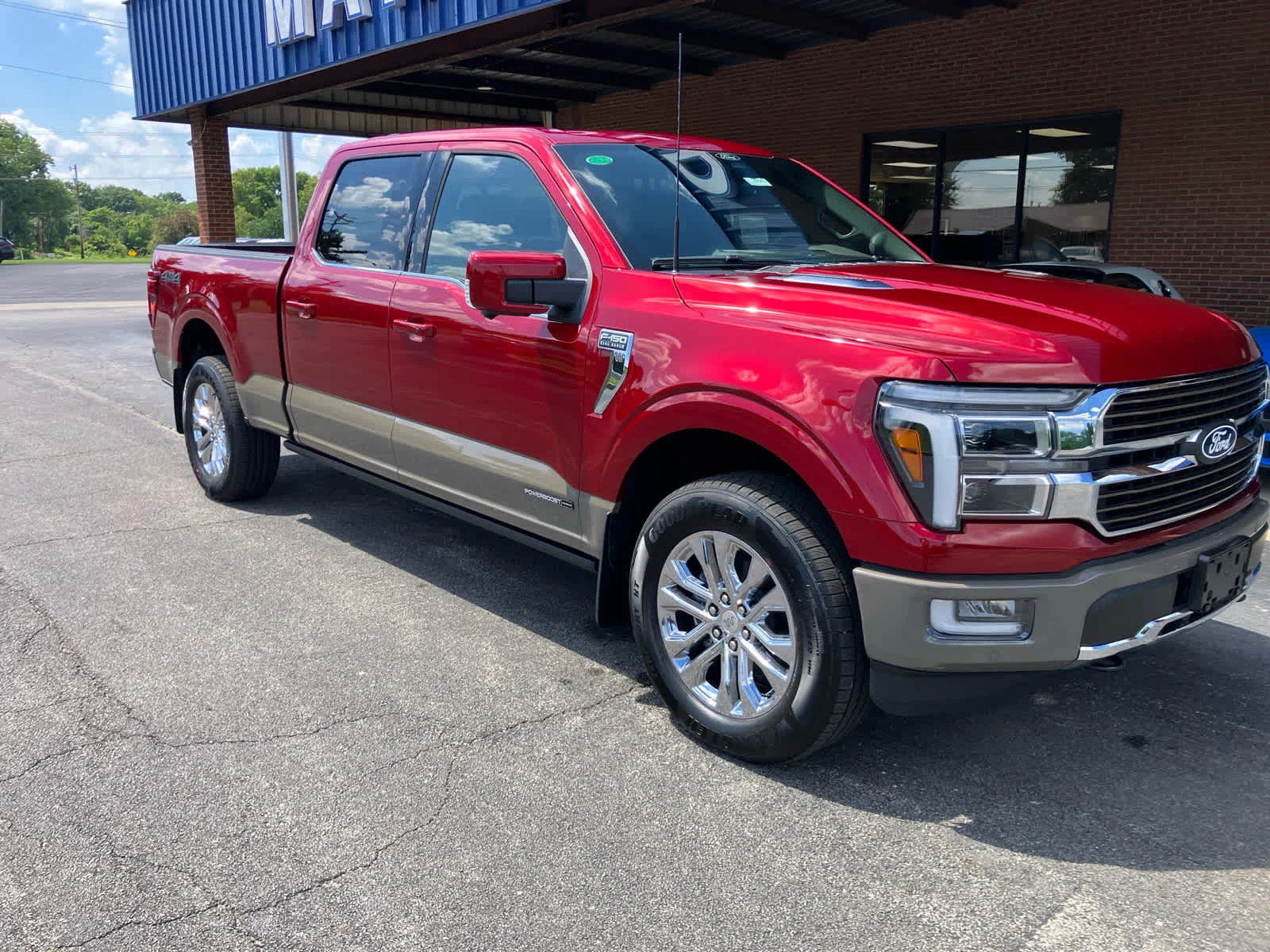 New 2026 Ruby Red Metallic Tinted Clearcoat Ford King Ranch® image 2