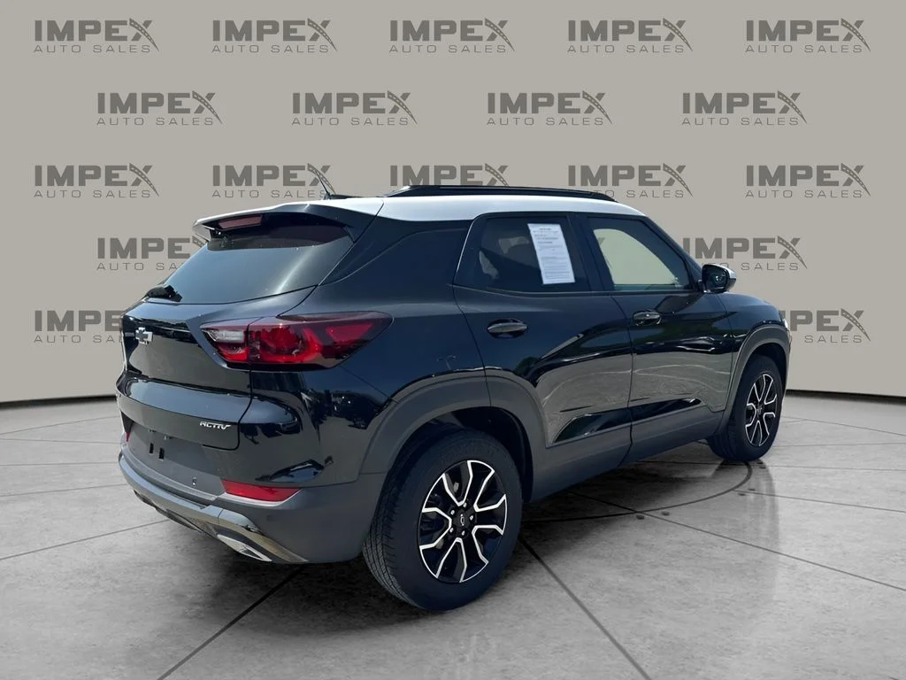 Used 2024 Black Chevrolet ACTIV image 5