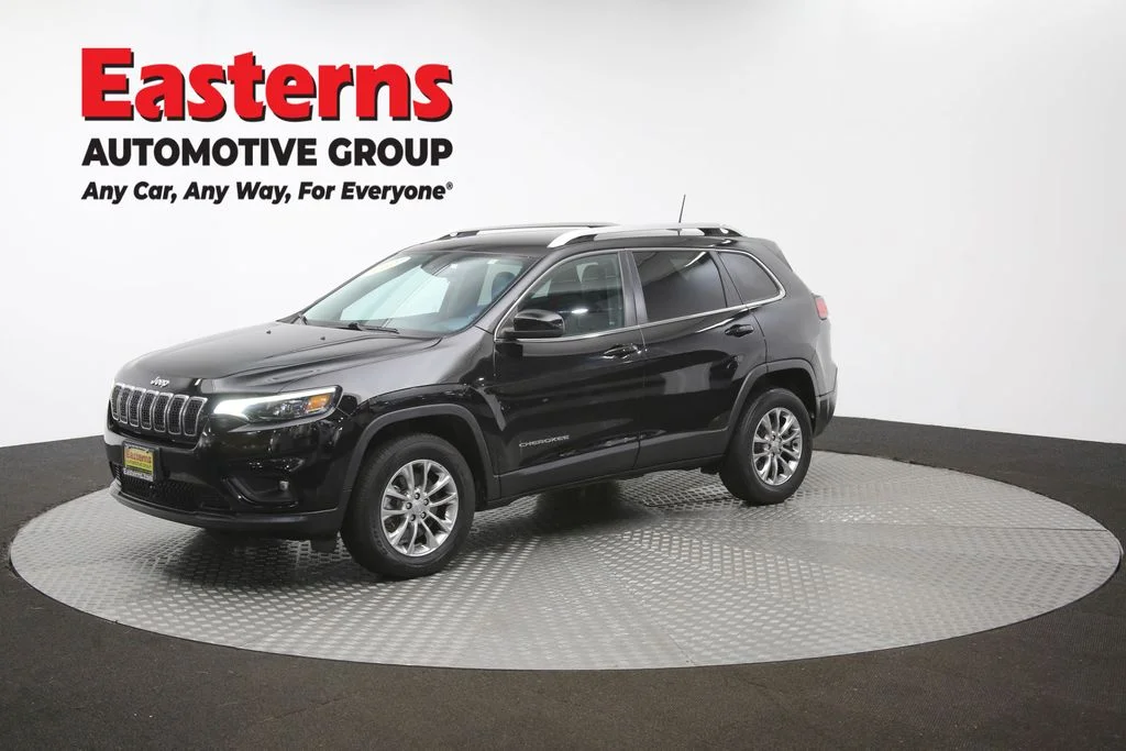 Used 2021 Black Jeep Latitude Plus image 56