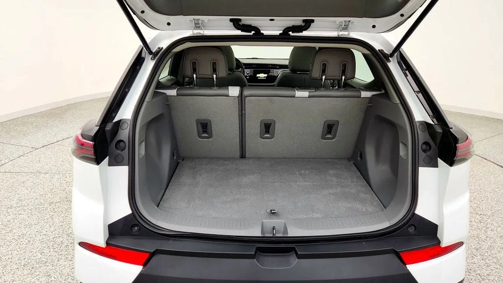 Used 2022 Summit White Chevrolet FWD Premier w/ Sun & Sound & Super Cruise Packages image 22