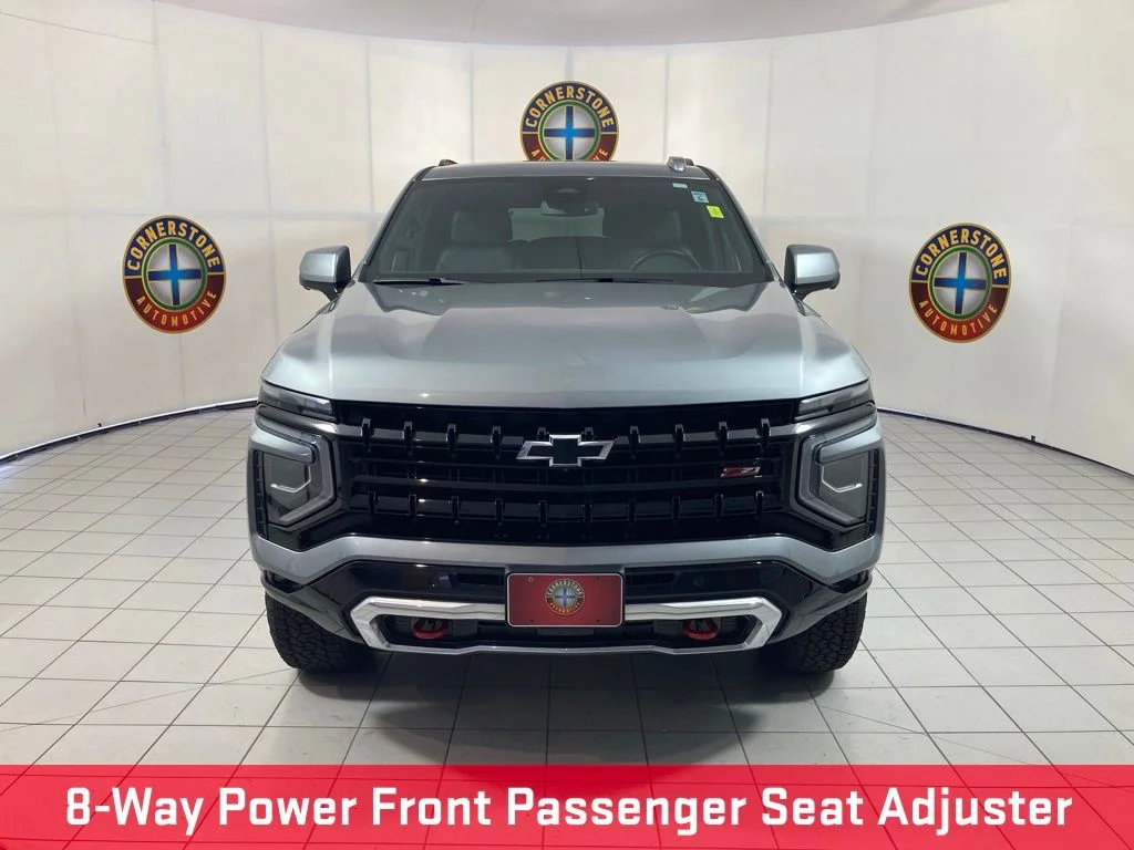 Used 2025 Gray Chevrolet Z71 image 19