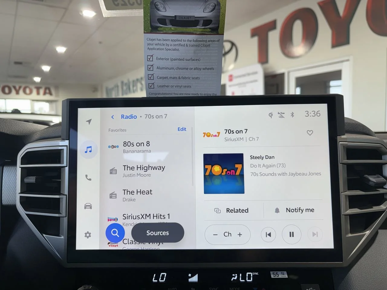 2025 Toyota Tundra Limited - Photo 17