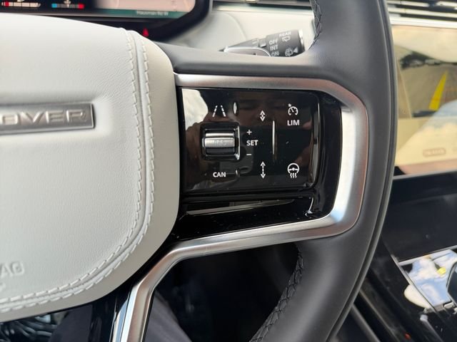 New 2026 Borasco Grey Land Rover SE image 23