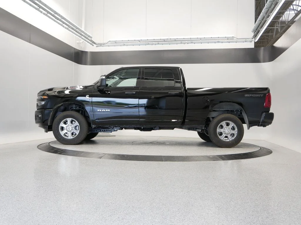 New 2026 Diamond Black Crystal Pearl-Coat Exterior Paint Ram Big Horn image 40