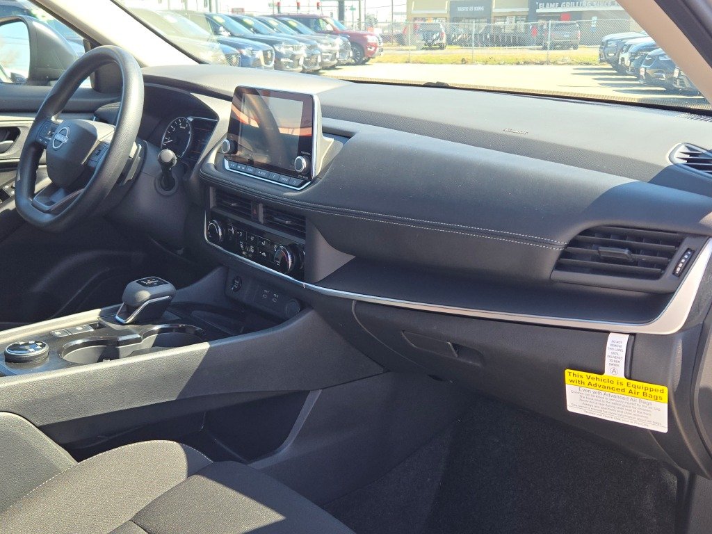 Certified Used 2025 Silver Nissan S image 8