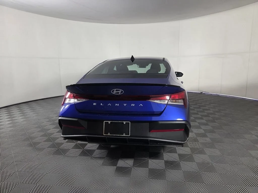 Used 2026 Intense Blue Hyundai SEL Sport image 6