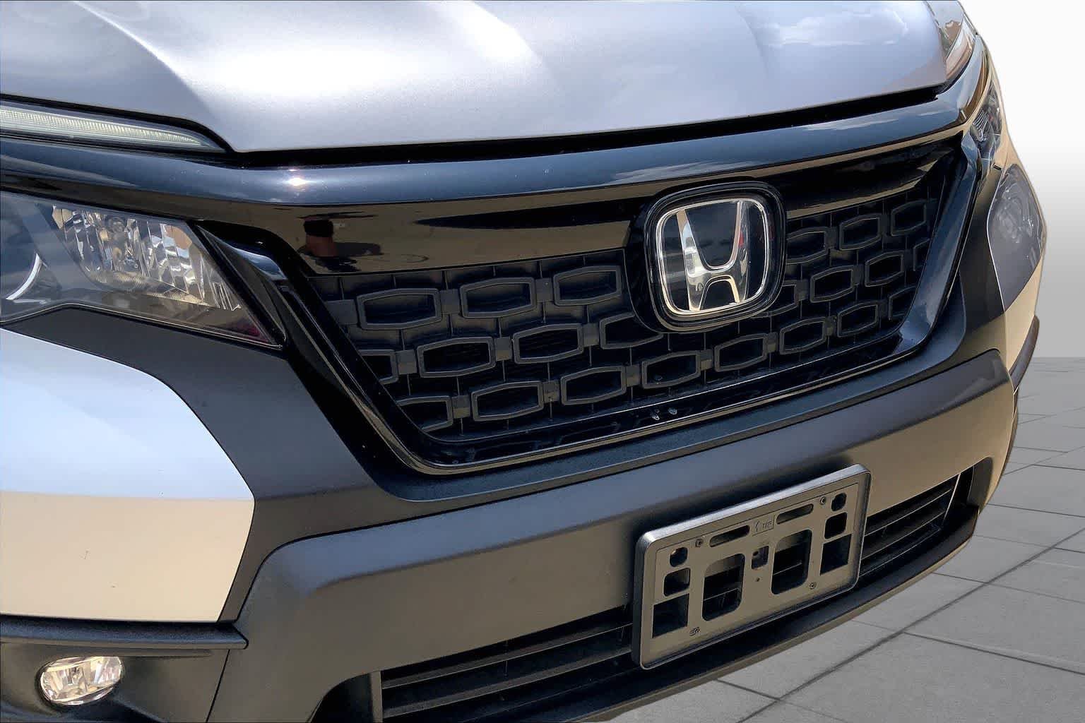 Used 2021 Lunar Silver Metallic Honda EX-L image 32