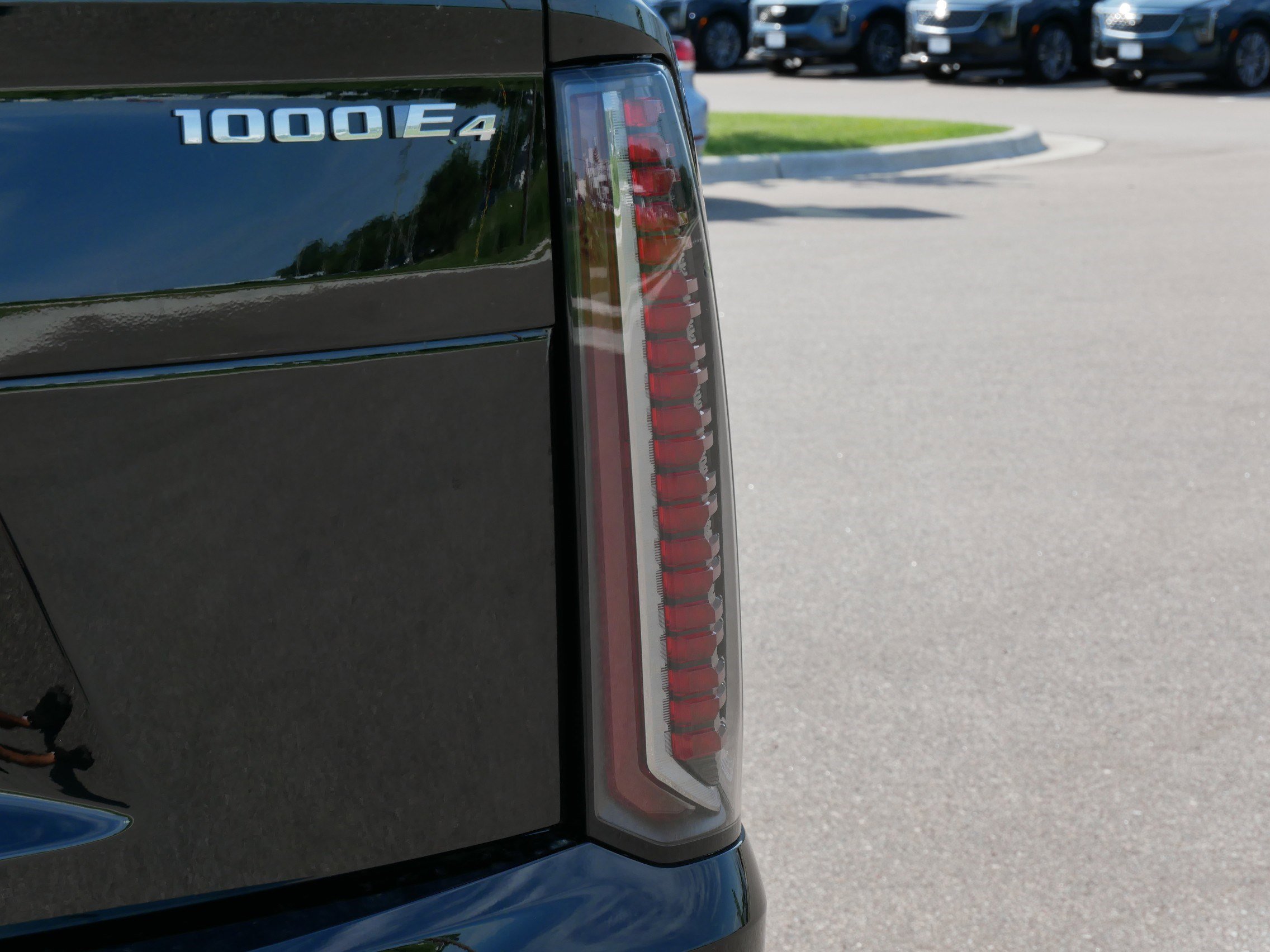 2026 Cadillac Escalade IQ Sport - Photo 15