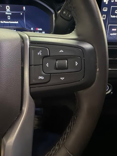 Used 2023 White GMC SLT image 16
