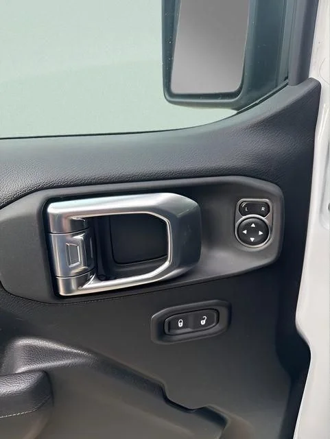 New 2026 Bright White Clearcoat Jeep Sport S image 14