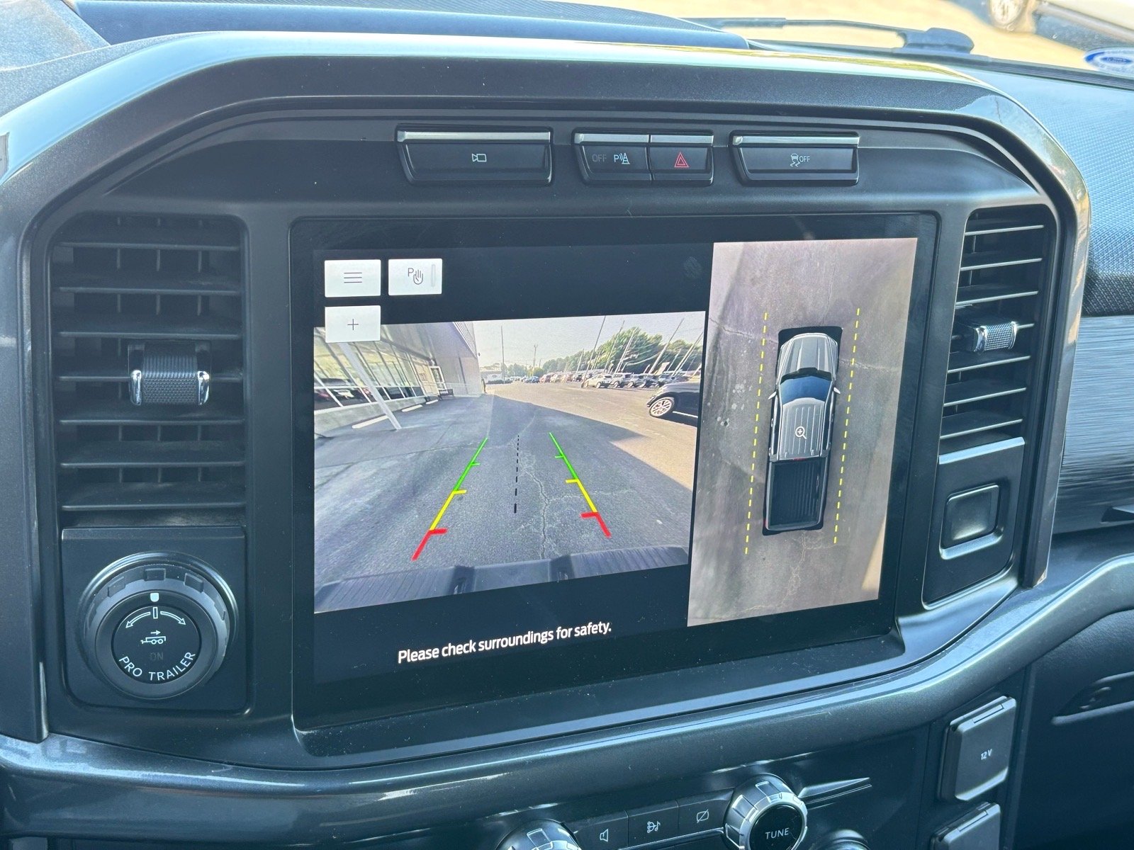 Used 2023 Avalanche Ford XLT image 15