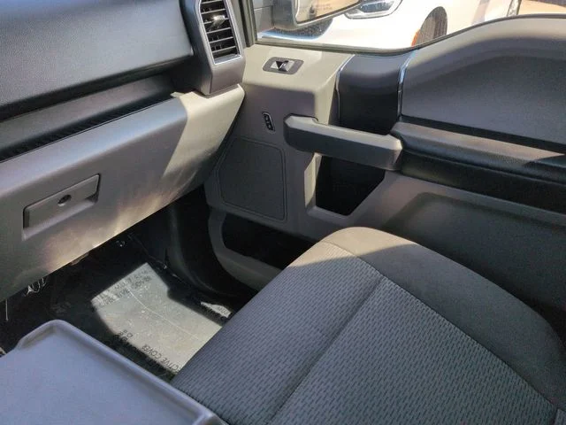 Used 2019 Silver Ford XLT image 16