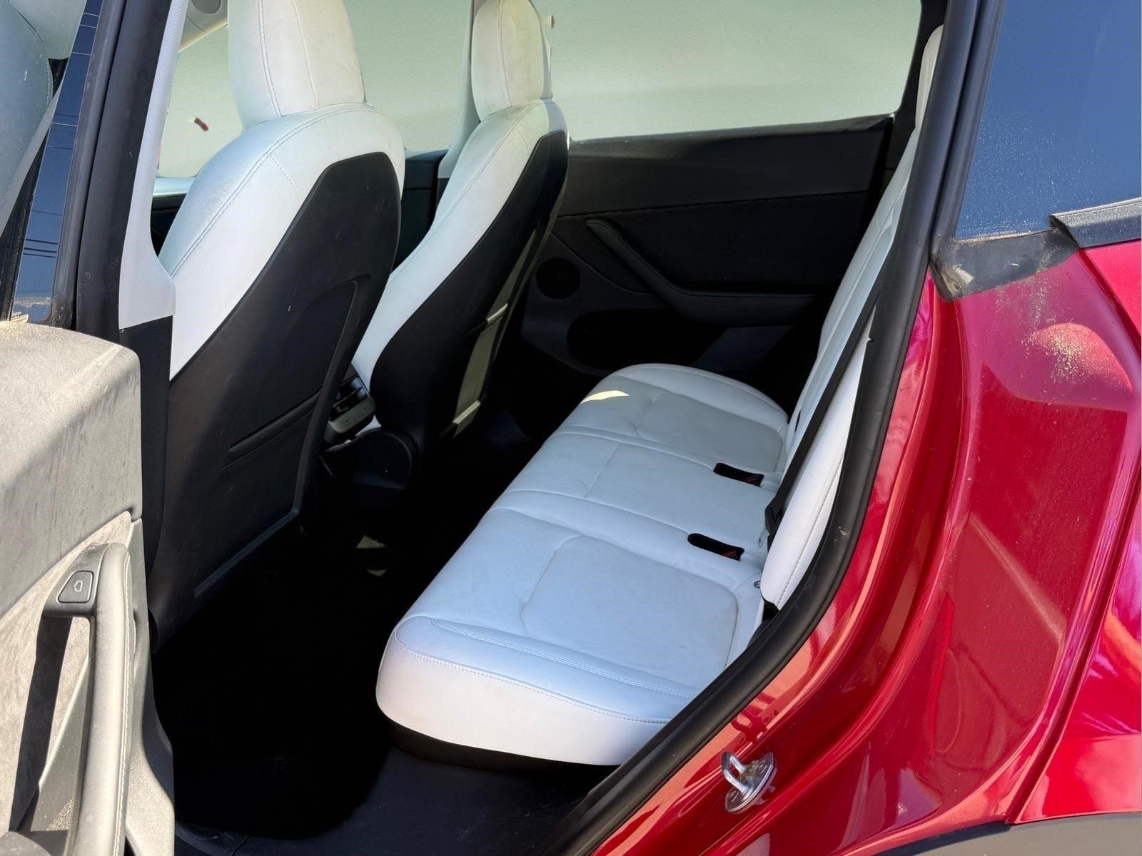 Used 2022  Tesla Performance image 11