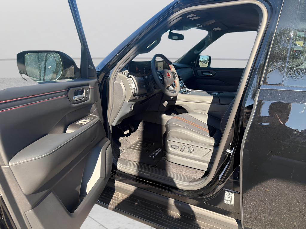 2026 Nissan Armada PRO-4X - Photo 26