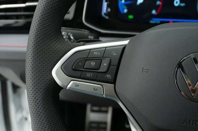 2027 Volkswagen Jetta GLI Autobahn - Photo 23