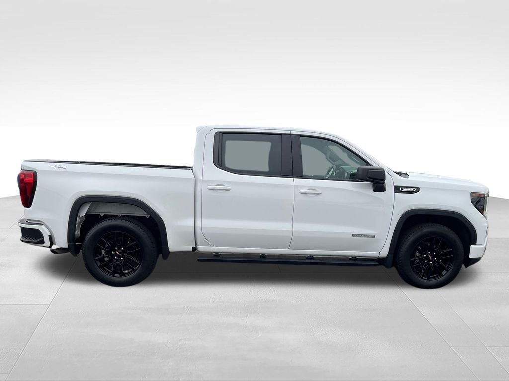 Used 2024 White GMC Elevation image 6