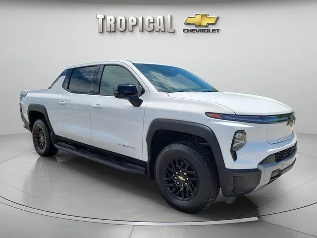 New 2026 Summit White Chevrolet LT - Extended Range image 7