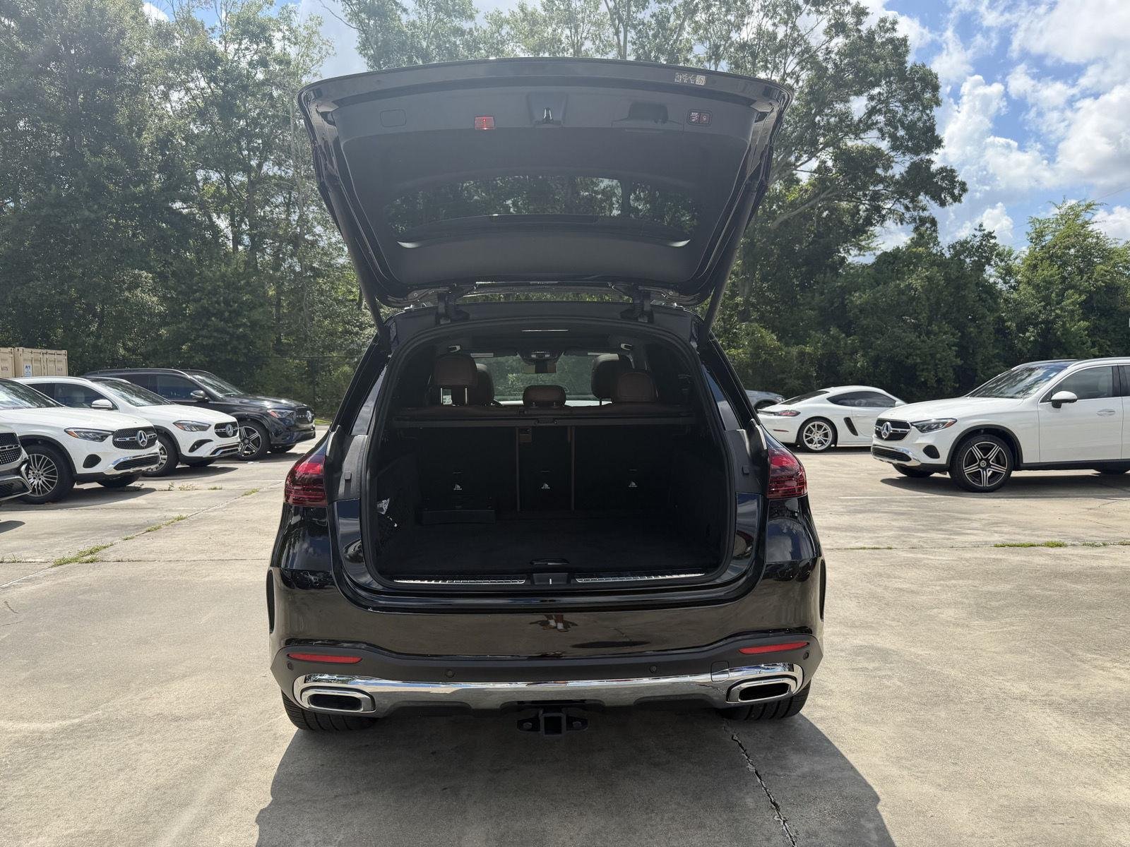 Certified Used 2024 Obsidian Black Metallic Mercedes-Benz GLE 450 image 24