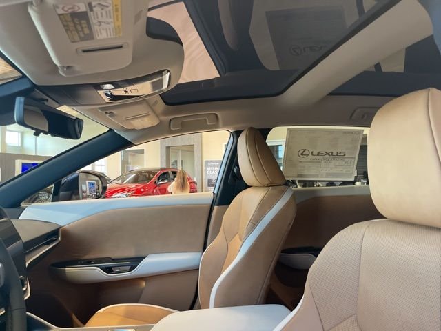 2026 Lexus RZ Premium - Photo 10
