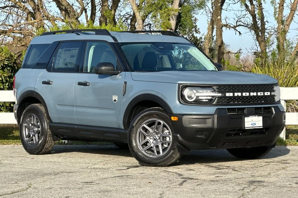 New 2026 Azure Gray Metallic Ford Big Bend® image 2