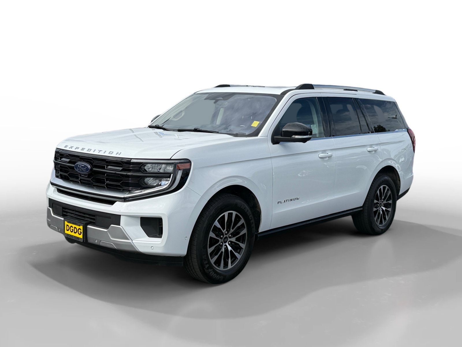 Certified Used 2025 Oxford White Ford Platinum image 1